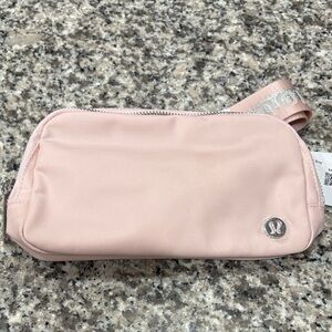 NWT Lululemon belt bag